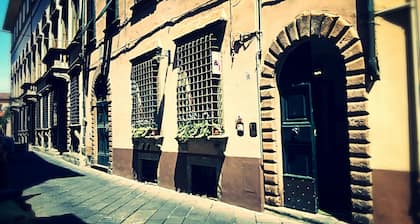 La Colonna ( Historic Center )