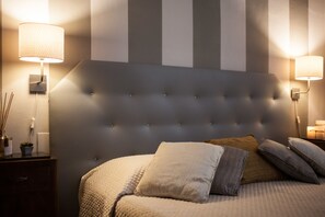 Blackout drapes, bed sheets - La Colonna ( Historic Center ) (Lucca)