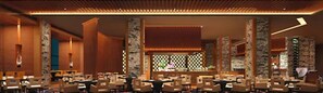5 restaurants, breakfast, lunch, dinner served; international cuisine