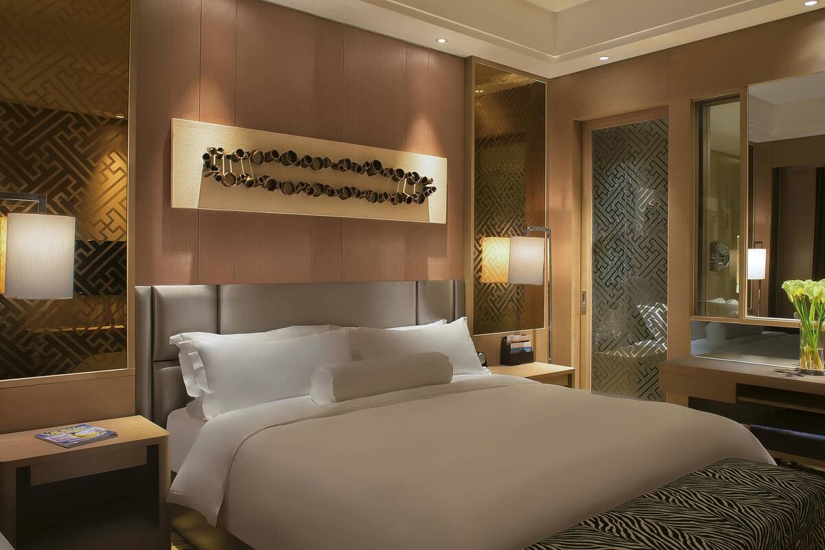 Deluxe Room, 1 King Bed