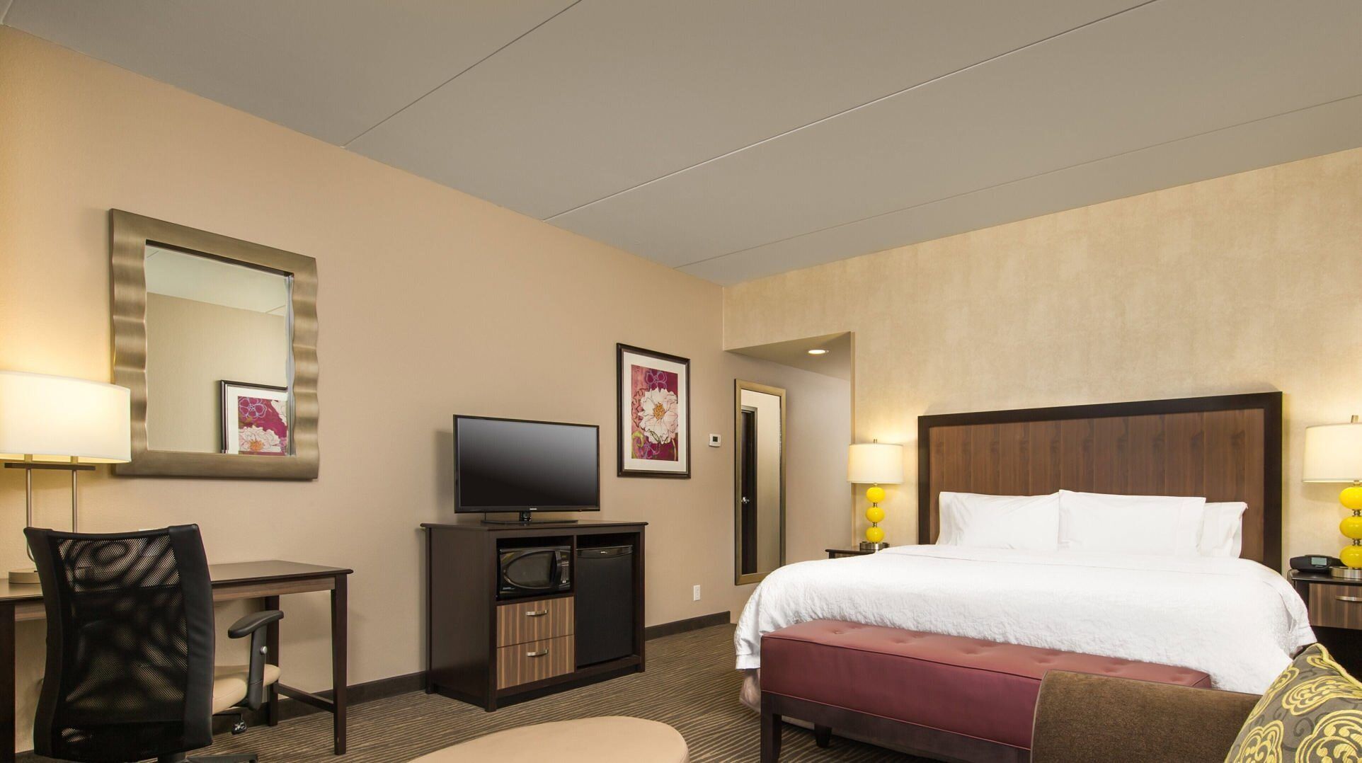 Desk, blackout drapes, iron/ironing board, free WiFi