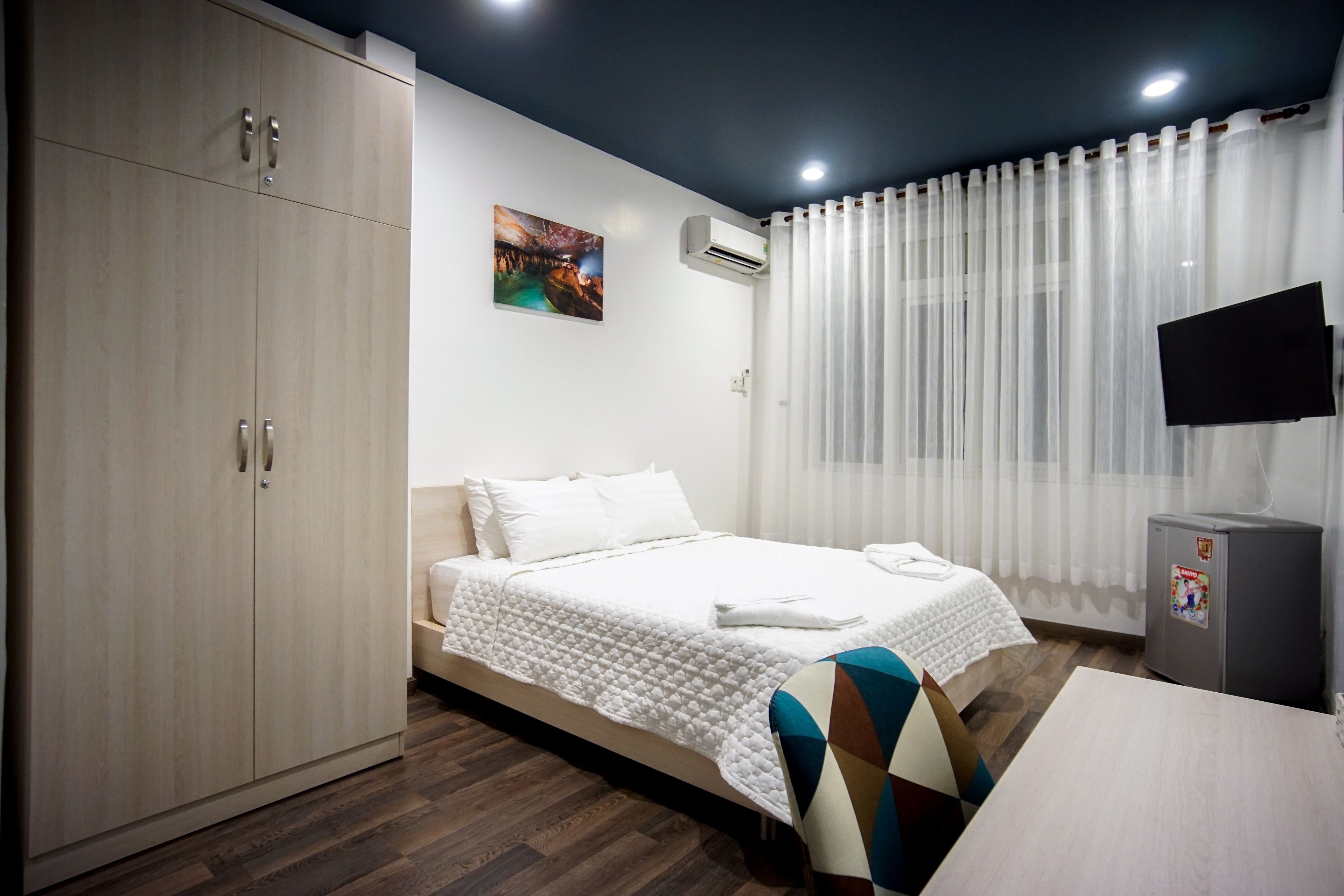 Minibar, in-room safe, desk, soundproofing