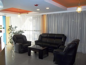 Living area - Hotel Quetzal (Cordoba)