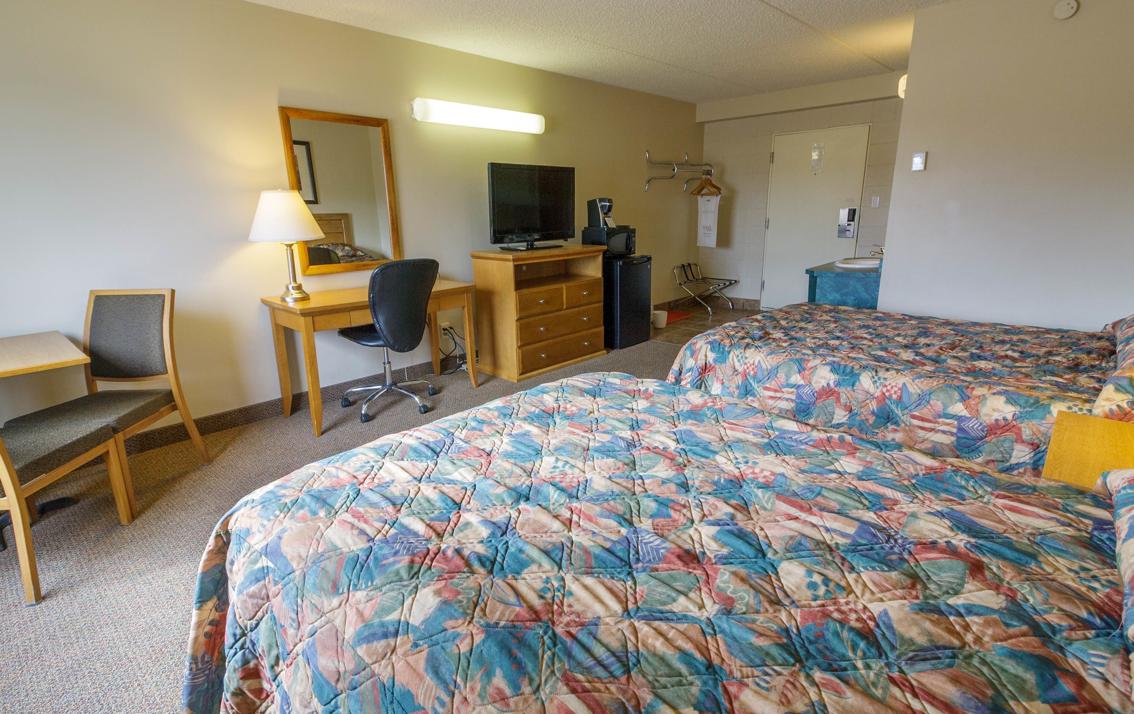 Desk, laptop workspace, blackout drapes, free WiFi