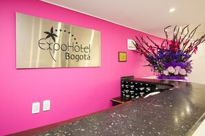 Reception - ExpoHotel Bogotá (Bogotá)