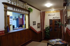 Reception - Hotel Adler (Ceske Budejovice)