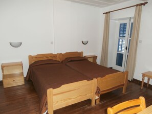 Standard Double Room | Soundproofing, free cots/infant beds, rollaway beds - Elyssia Hotel (Pedhoulas)