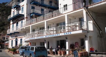 Elyssia Hotel