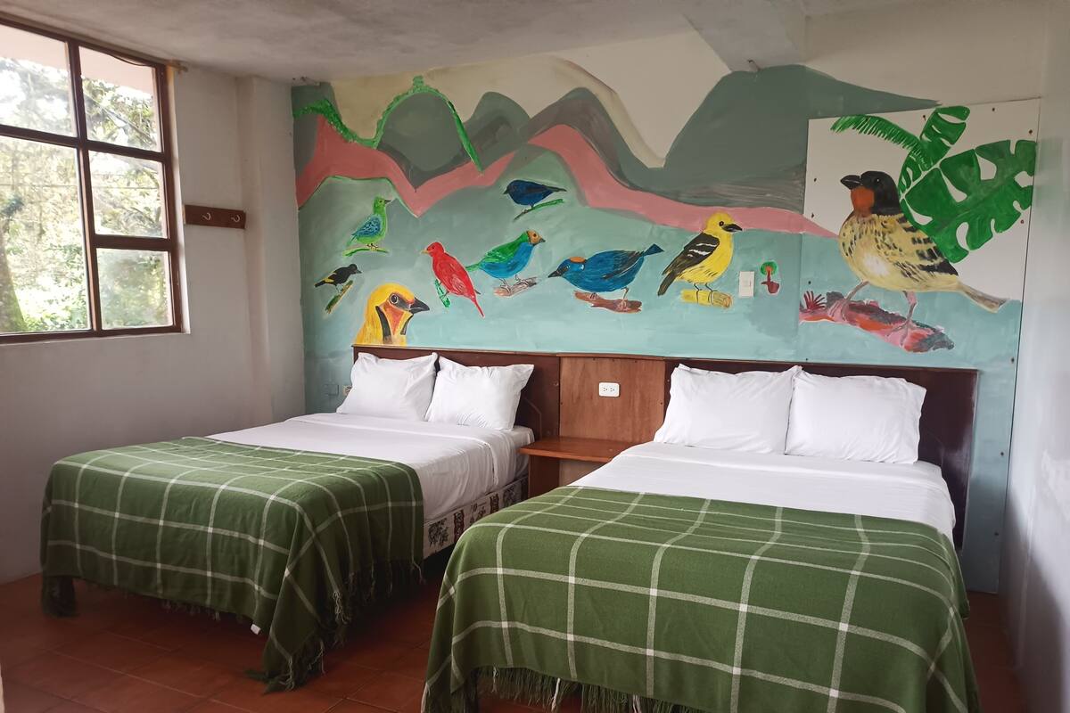 1 habitación, ropa de cama de alta calidad y colchones Tempur-Pedic 