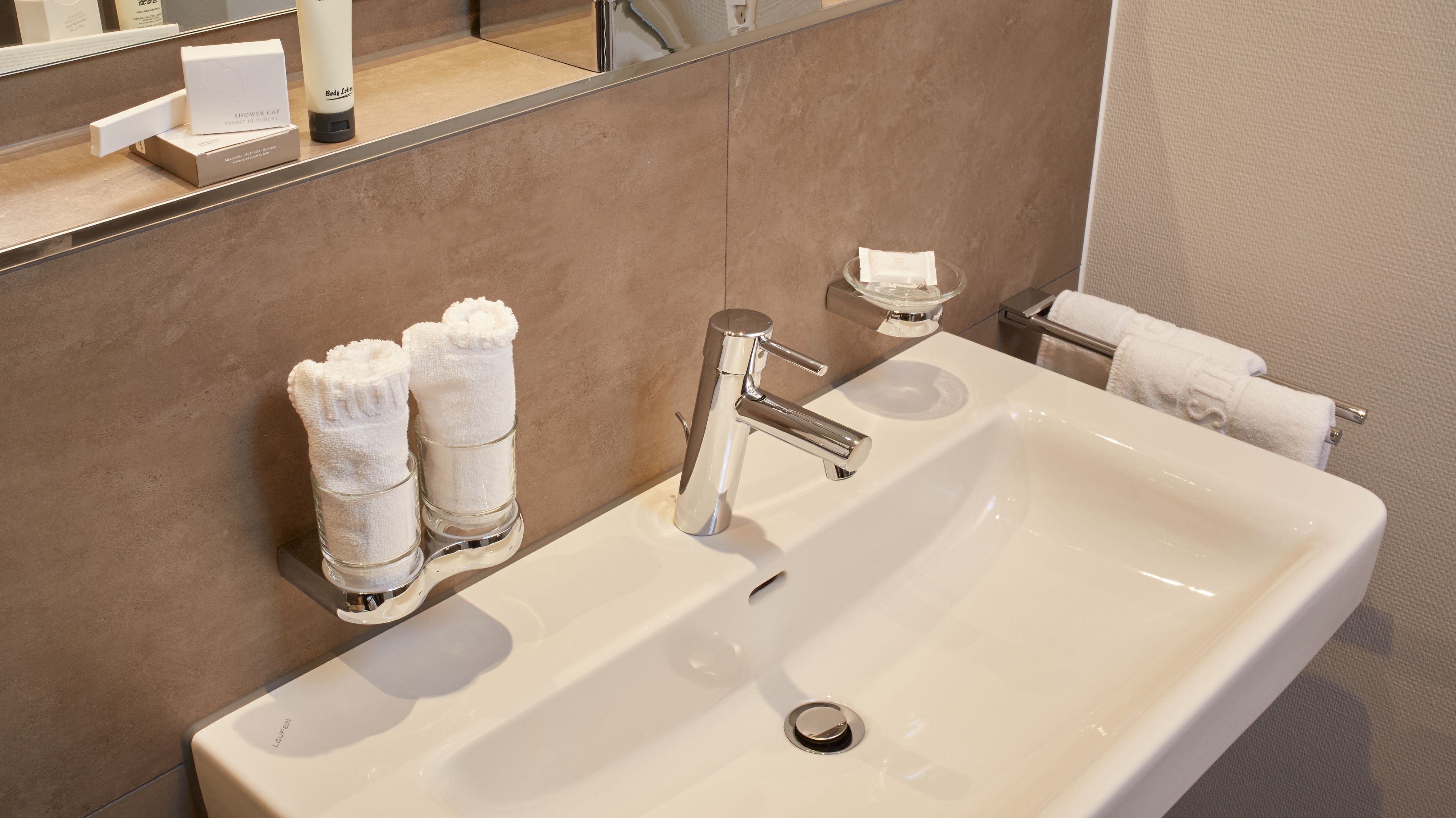 rainfall showerhead, free toiletries, hair dryer, slippers