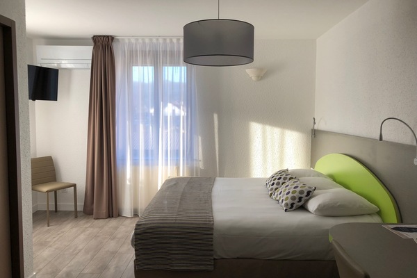 Superior Double Room | Extra beds