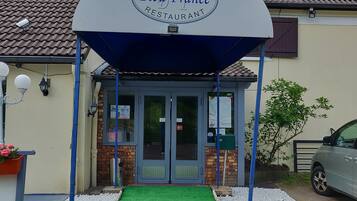 Majoituspaikan sisäänkäynti