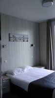 Room, 1 Double Bed, Harbor View | Hypo-allergenic bedding, individually decorated, desk, blackout drapes