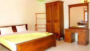 Standard AC Double Room | Desk, free WiFi