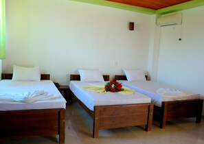 Standard AC Double Room | Desk, free WiFi - Sunbeam Beach Resort (Mirissa)