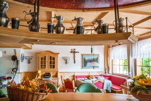 Lobby - Seehotel Jaegerhof Hubertus (Spiez)