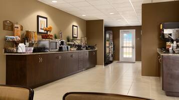 Ilmainen mannermainen aamiainen