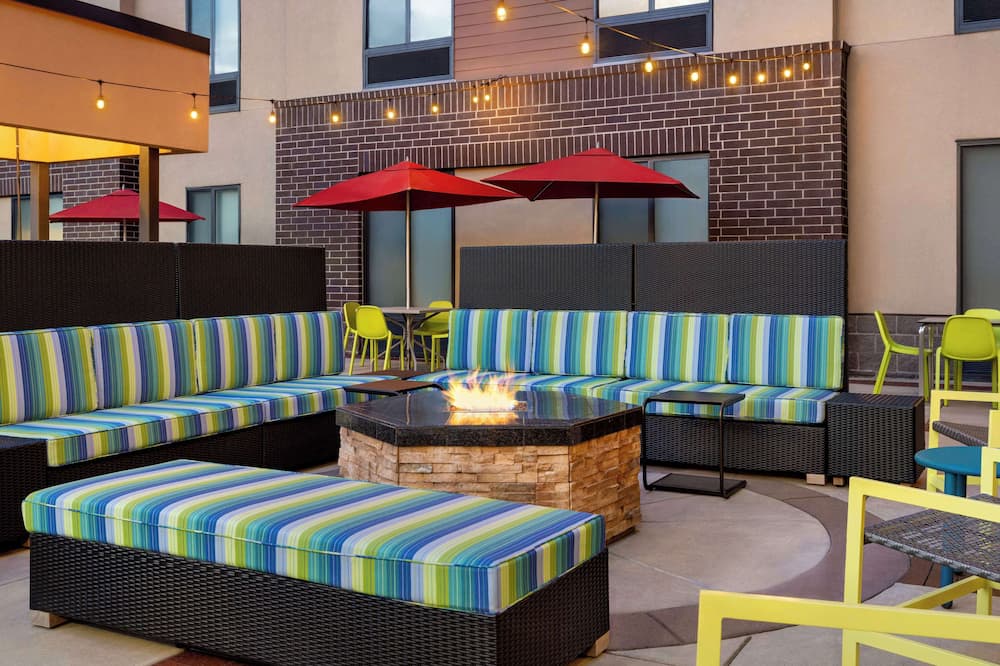 Home2 Suites by Hilton Denver West - Federal Center, CO
