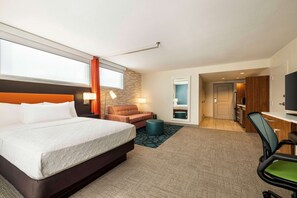Premium kamer, 1 queensize bed, toegankelijk voor mindervaliden, bad (Mobility & Hearing) | Hypoallergeen beddengoed, donzen dekbedden, een kluis op de kamer