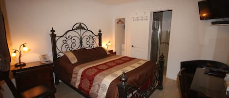 Superior Room, 1 Queen Bed