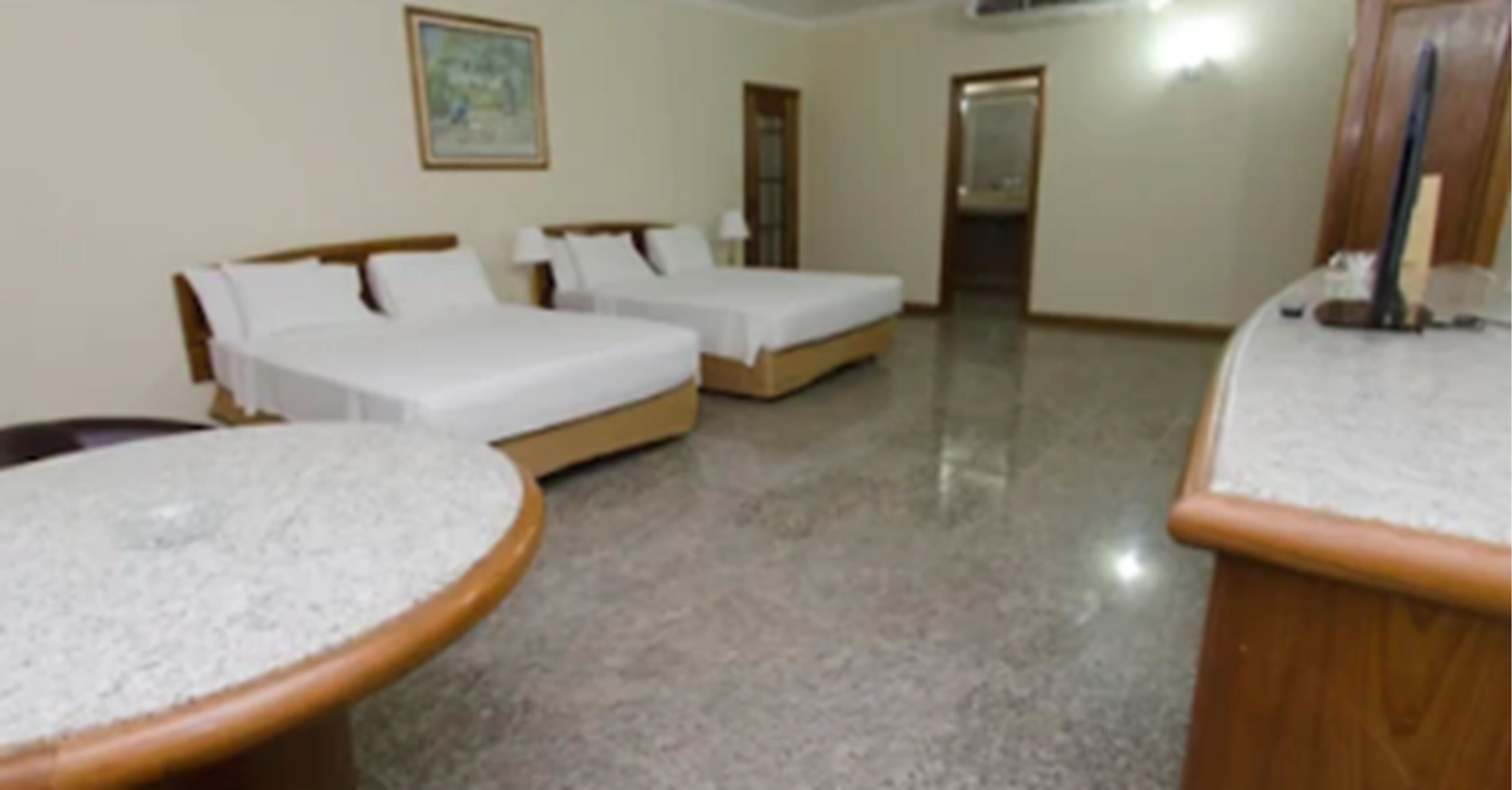 superior room, 2 queen beds | minibar, desk, free wifi