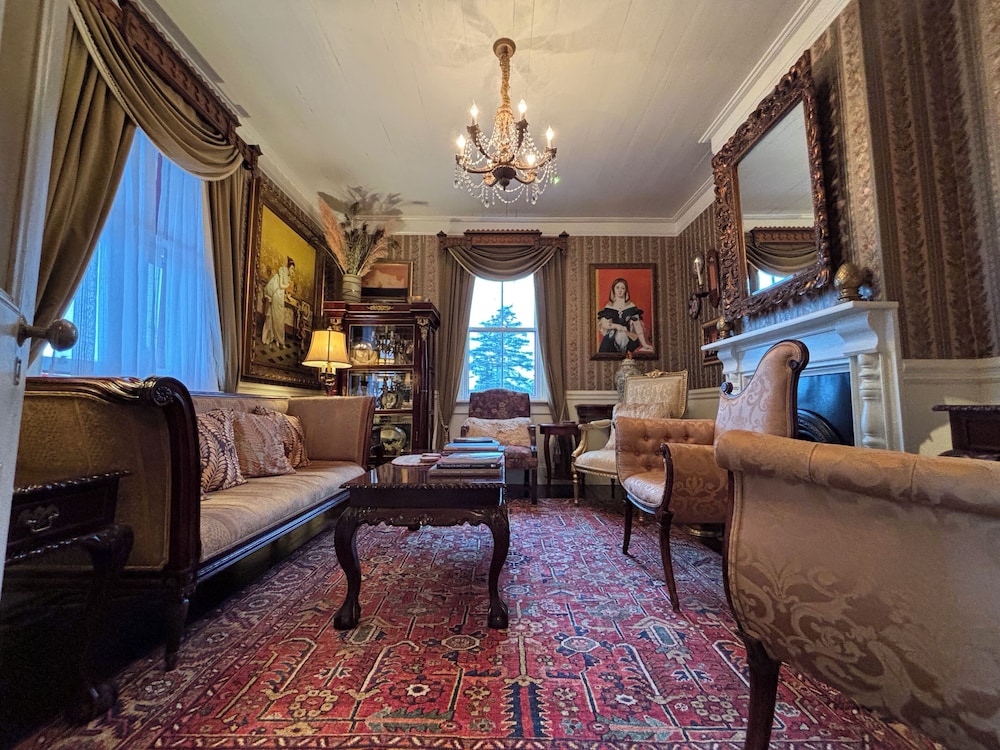 George House Heritage Bed and Breakfast by null