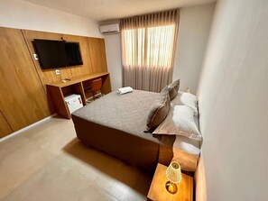 Habitación estándar doble | Minibar, escritorio, espacio para trabajar con un portátil y wifi gratis