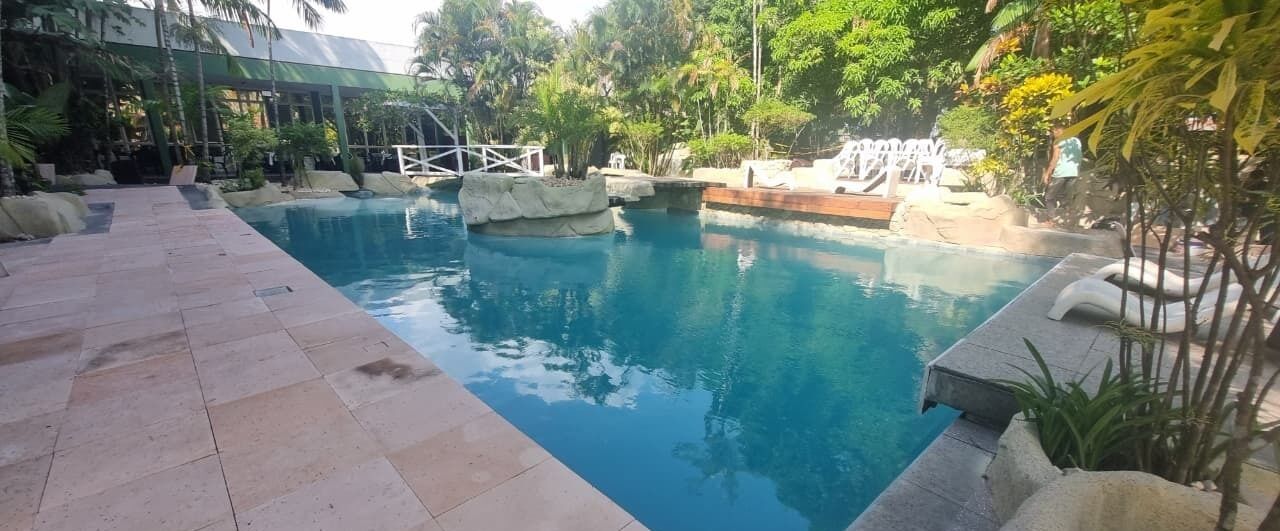 Outdoor pool, open 7 AM to 10 PM, sun loungers