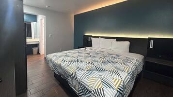 Desk, blackout drapes, free WiFi, bed sheets