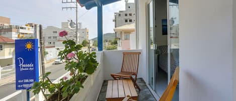 Superior kamer, balkon | Een minibar, gratis wifi