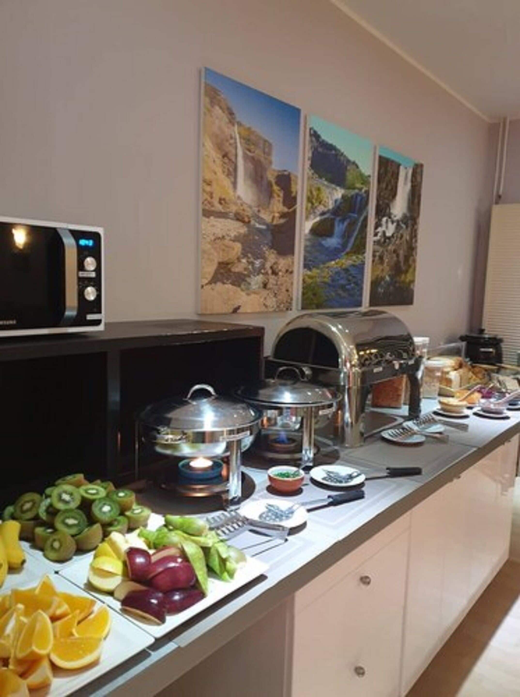 daily continental breakfast (eur 22 per person)