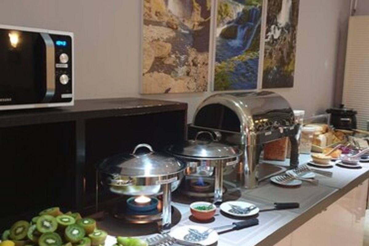 daily continental breakfast (eur 22 per person)