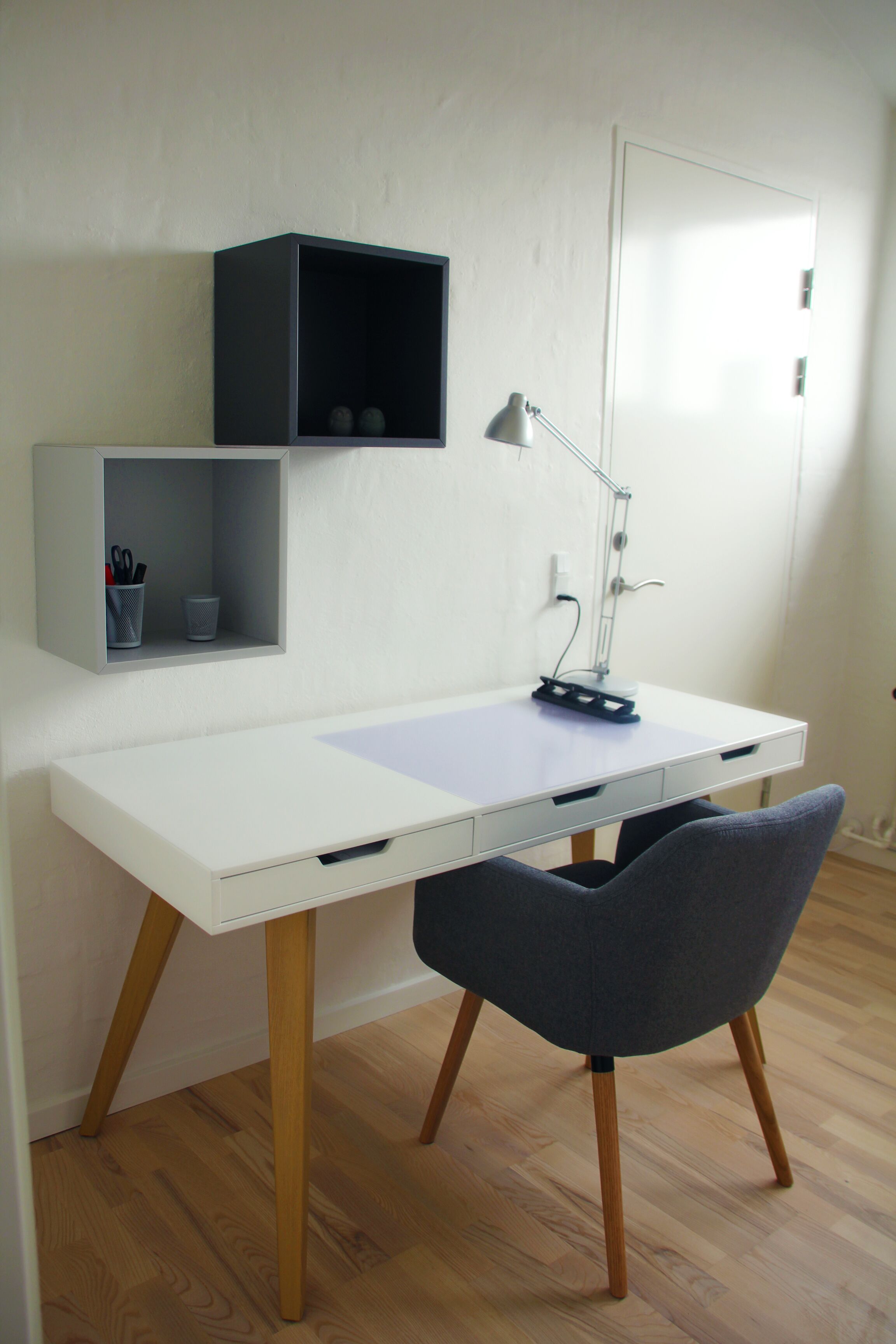 comfort apartment, 2 bedrooms | living area | tv, table football, ping pong