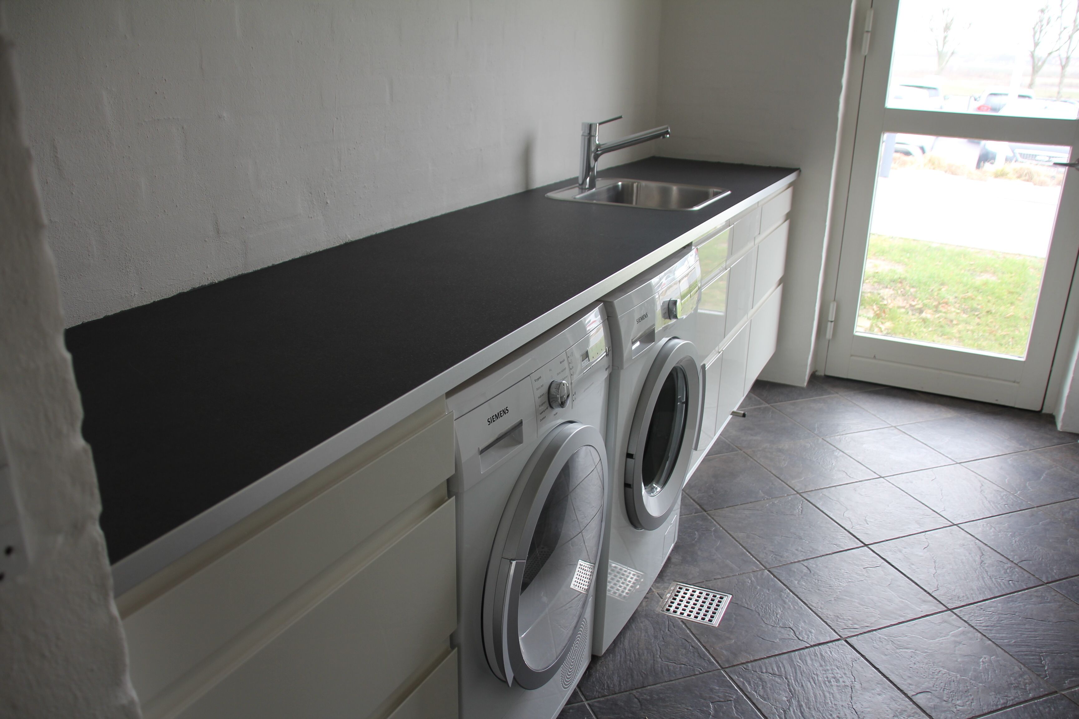 comfort apartment, 2 bedrooms | laundry