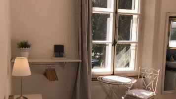 Double Room, Private Bathroom | Pemandangan dari bilik