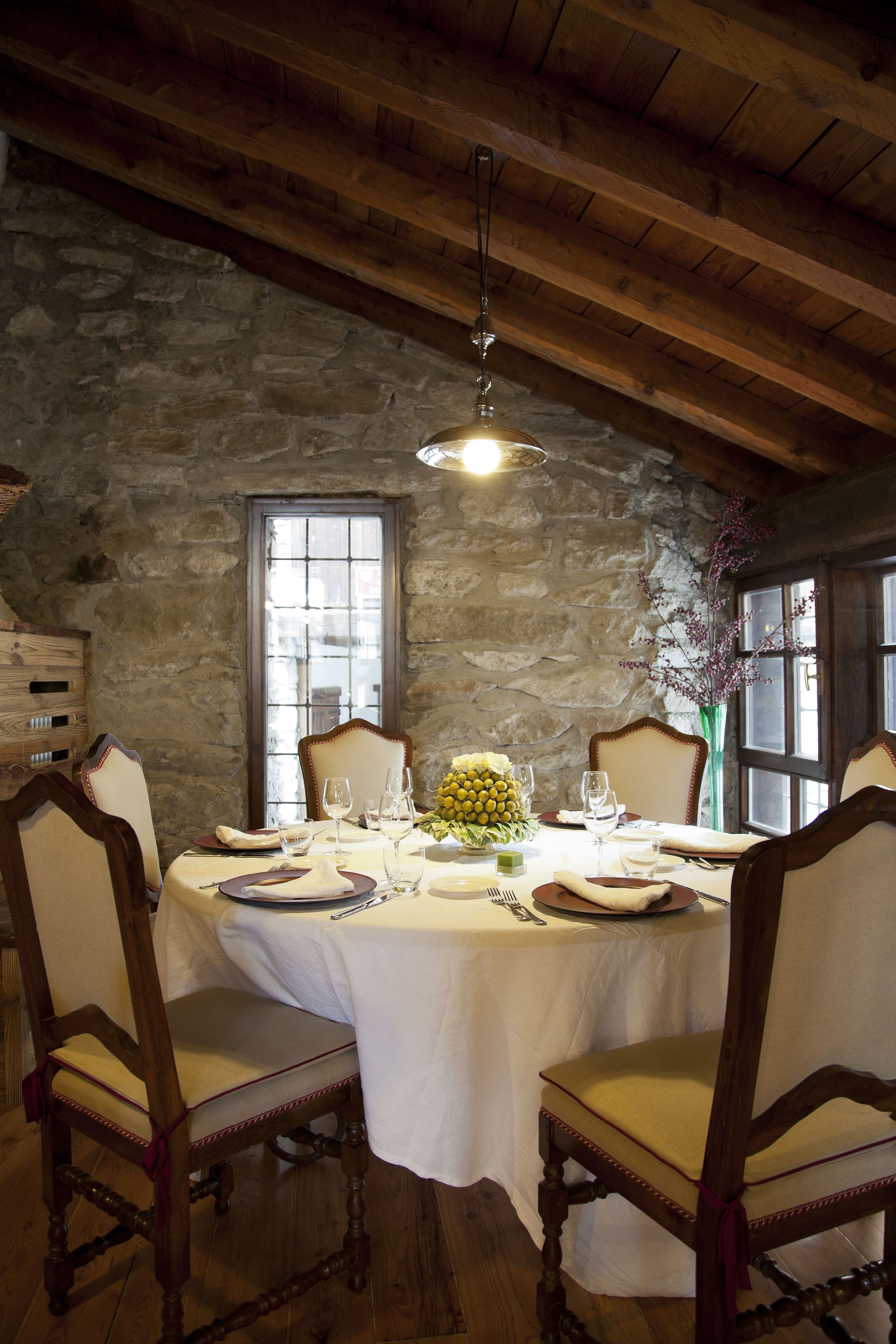 breakfast, lunch, dinner served; italian cuisine, garden views