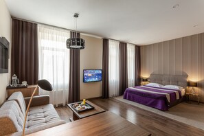 Standard Room | In-room safe, iron/ironing board, rollaway beds, free WiFi