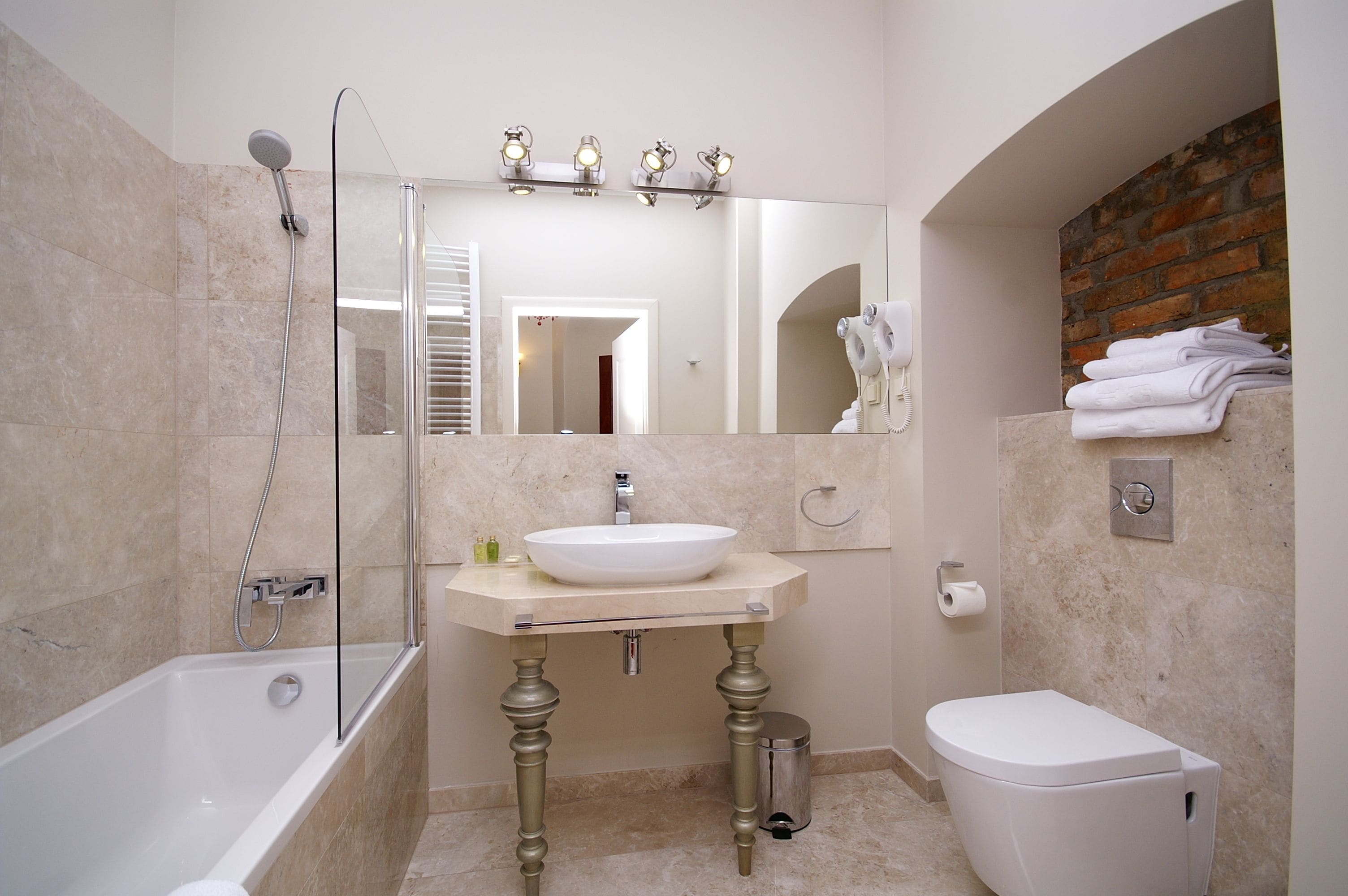 Foto - Hotel Kolegiacki