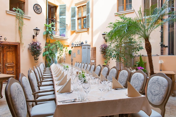 Lunch, dinner served; Mediterranean cuisine, alfresco dining