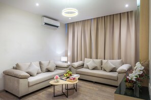 Royal Suite, 1 King Bed | Living area | LED TV