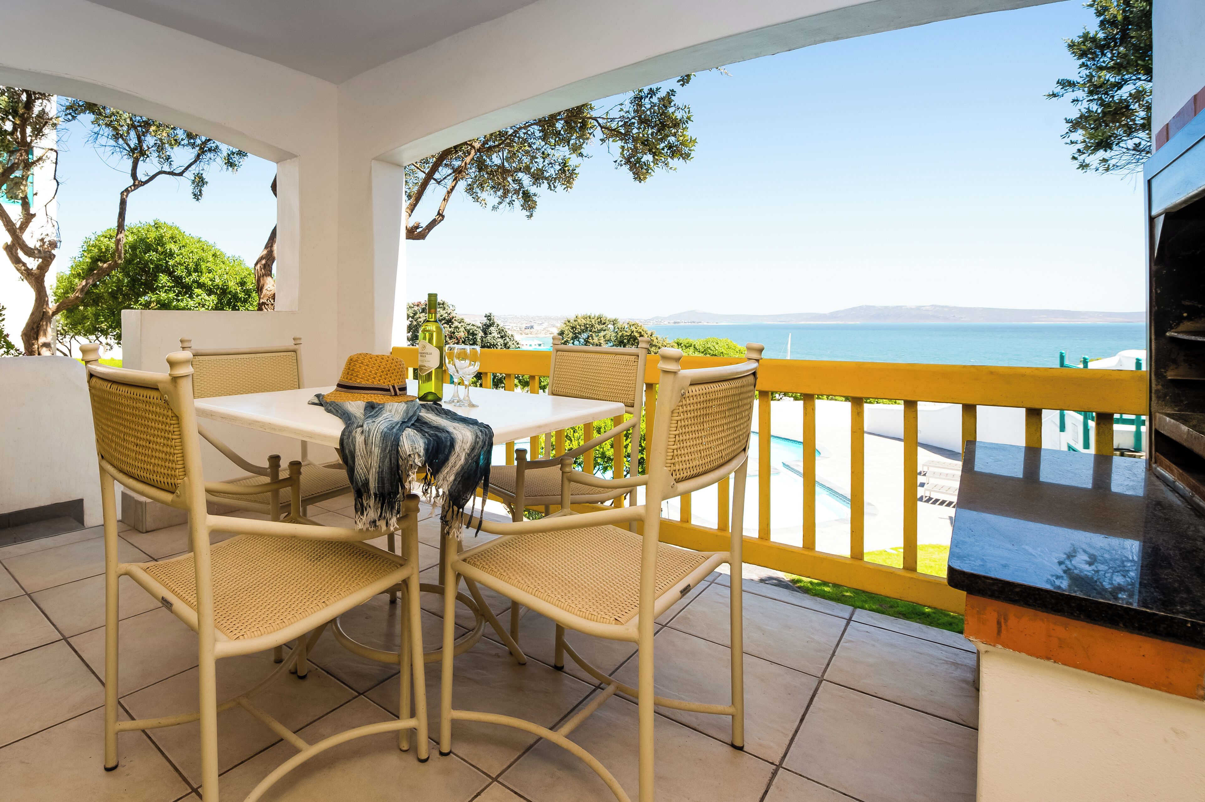 Hillside 1 Bedroom Kaliva | 테라스/파티오