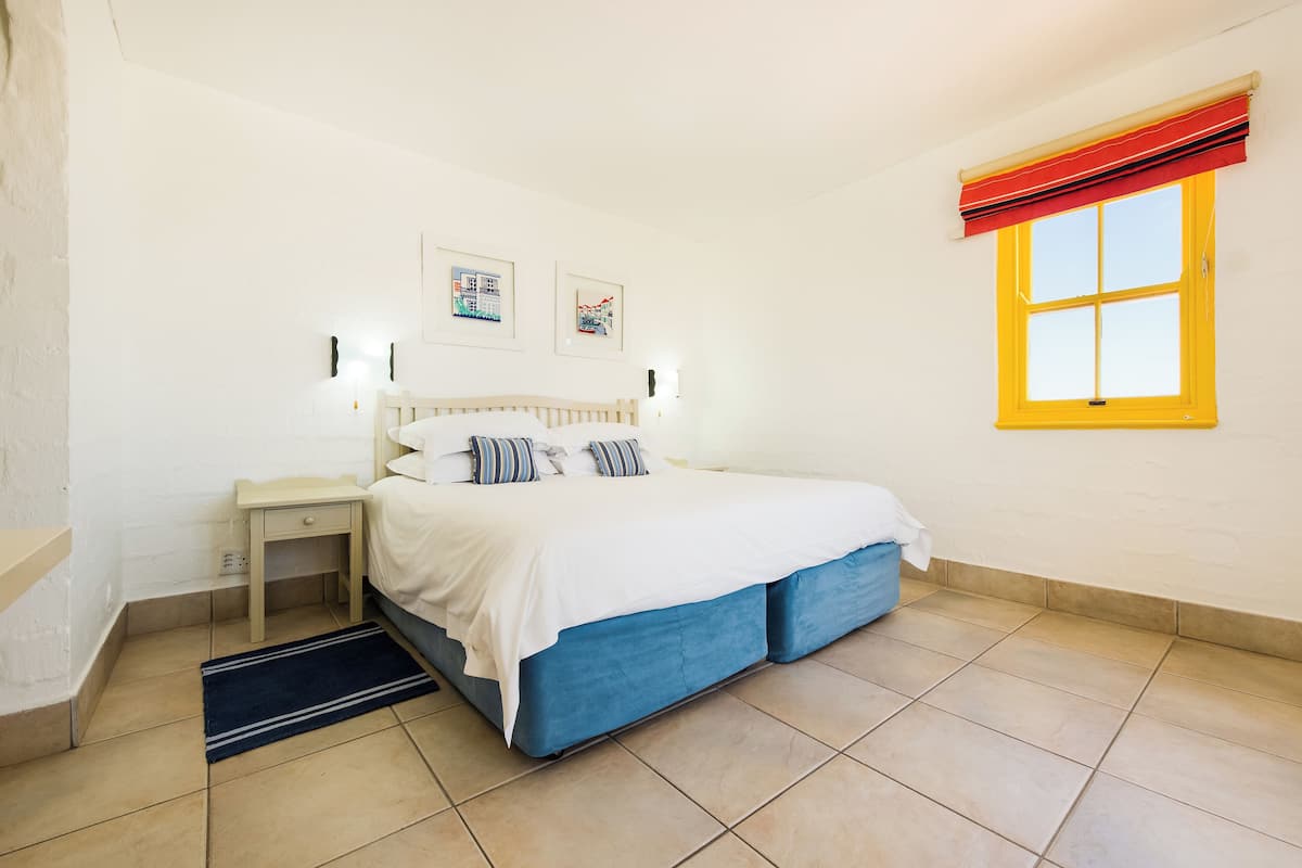 Hillside 2 Bedroom Kaliva | 1 bedroom, in-room safe, individually decorated, individually furnished
