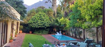 Chambre double | Draps en coton égyptien, literie hypoallergénique, couette en duvet