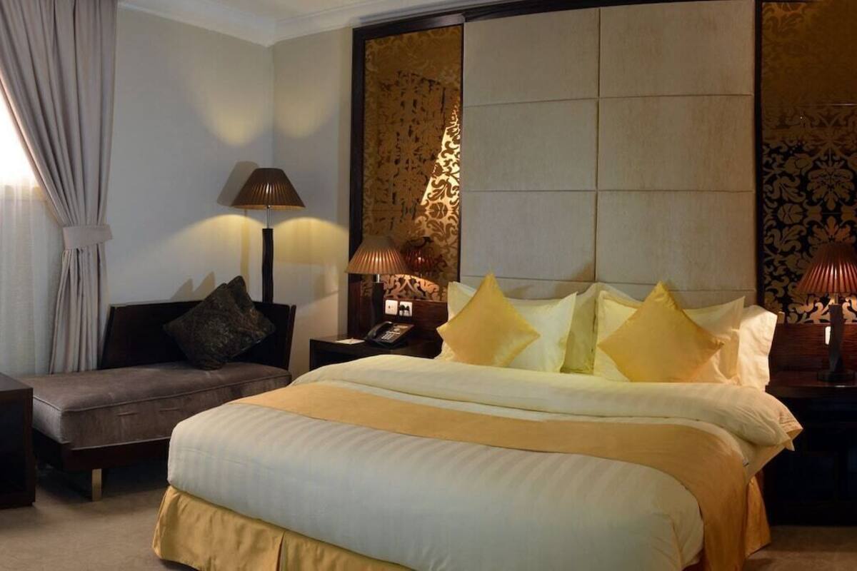 1 bedroom, in-room safe, iron/ironing board, rollaway beds (surcharge)