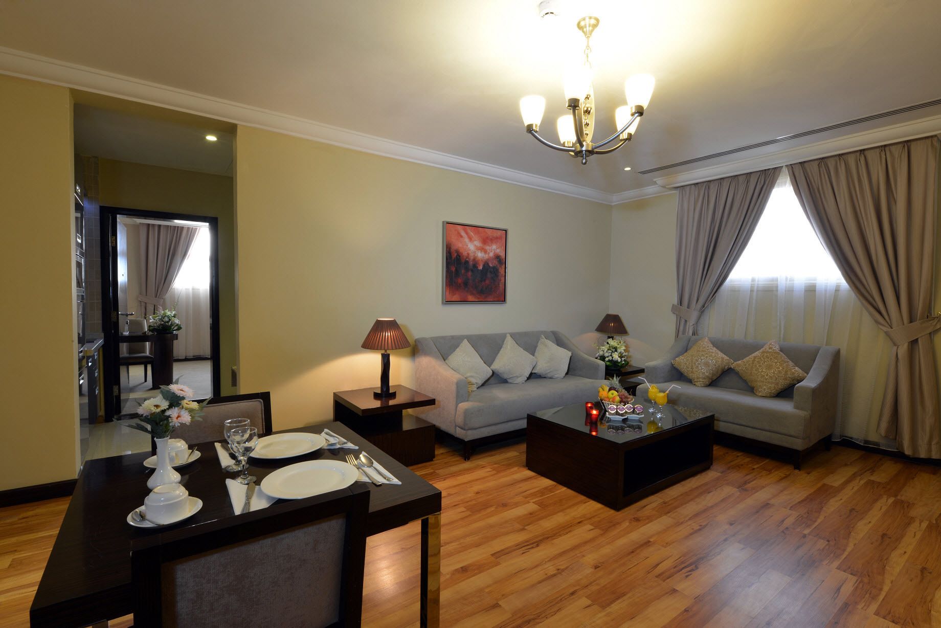 xxxSuite, 2 Bedroomsxxx | 客廳 | 32 吋平面電視連有線電視頻道、電視