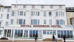 The Royal Windsor Hotel with a car park to rear and en-suite rooms. - The New Royal Windsor Hotel (Blackpool)