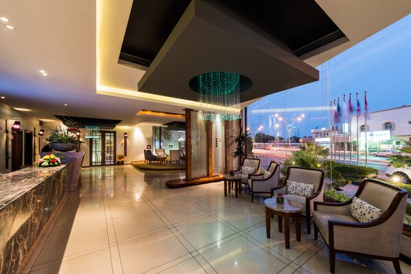 บริเวณนั่งเล่นที่ล็อบบี้