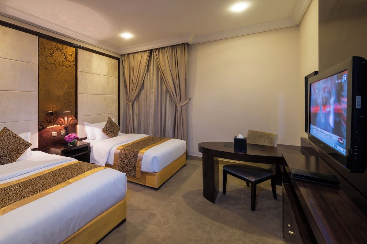 1 bedroom, premium bedding, memory foam beds, in-room safe