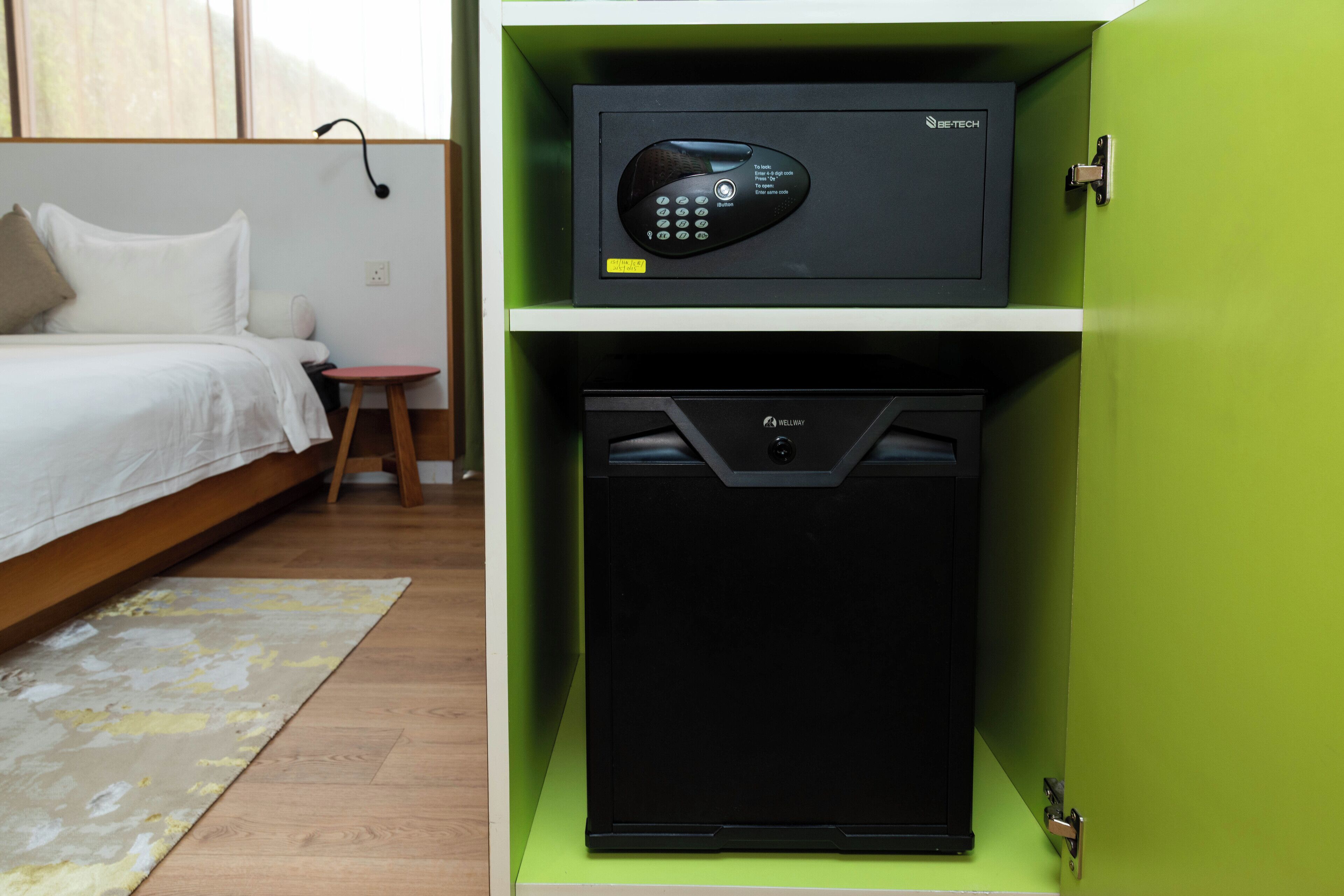 minibar, in-room safe, desk, iron/ironing board