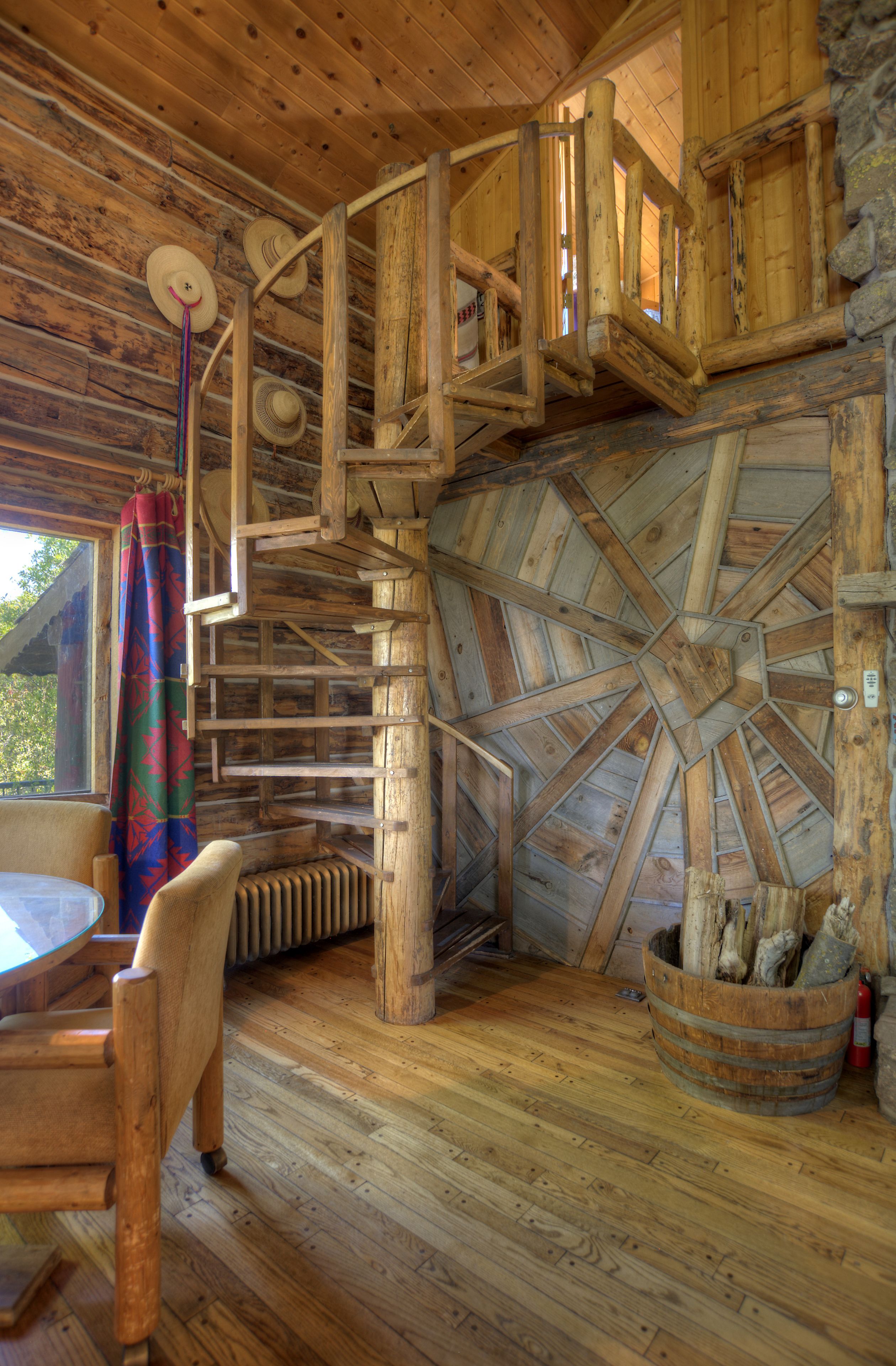 Panoramic Cabin, 3 Bedrooms, Fireplace, Mountain View | Living area | Flat-screen TV